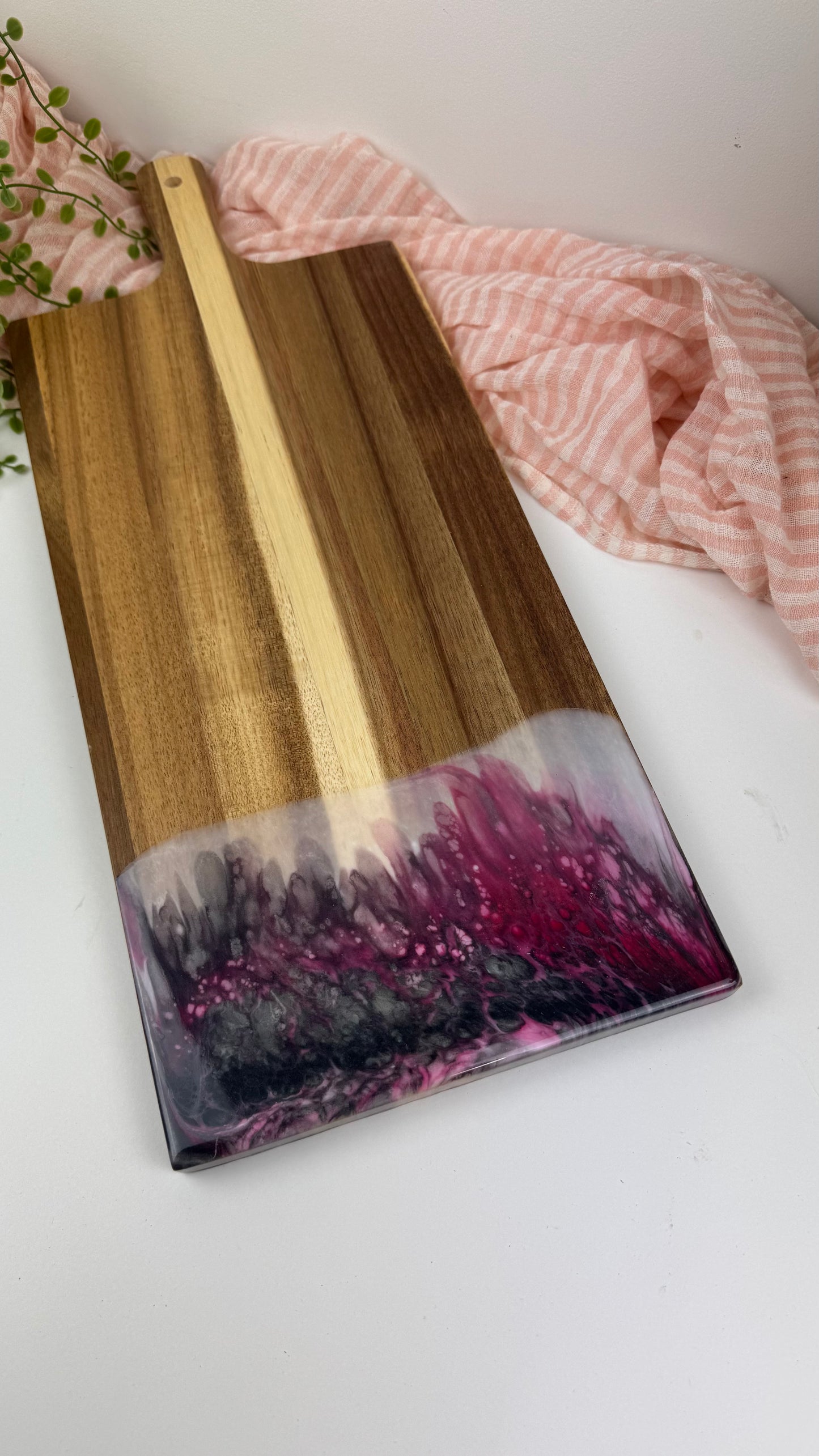 Wood board - Assorted boards in red and black