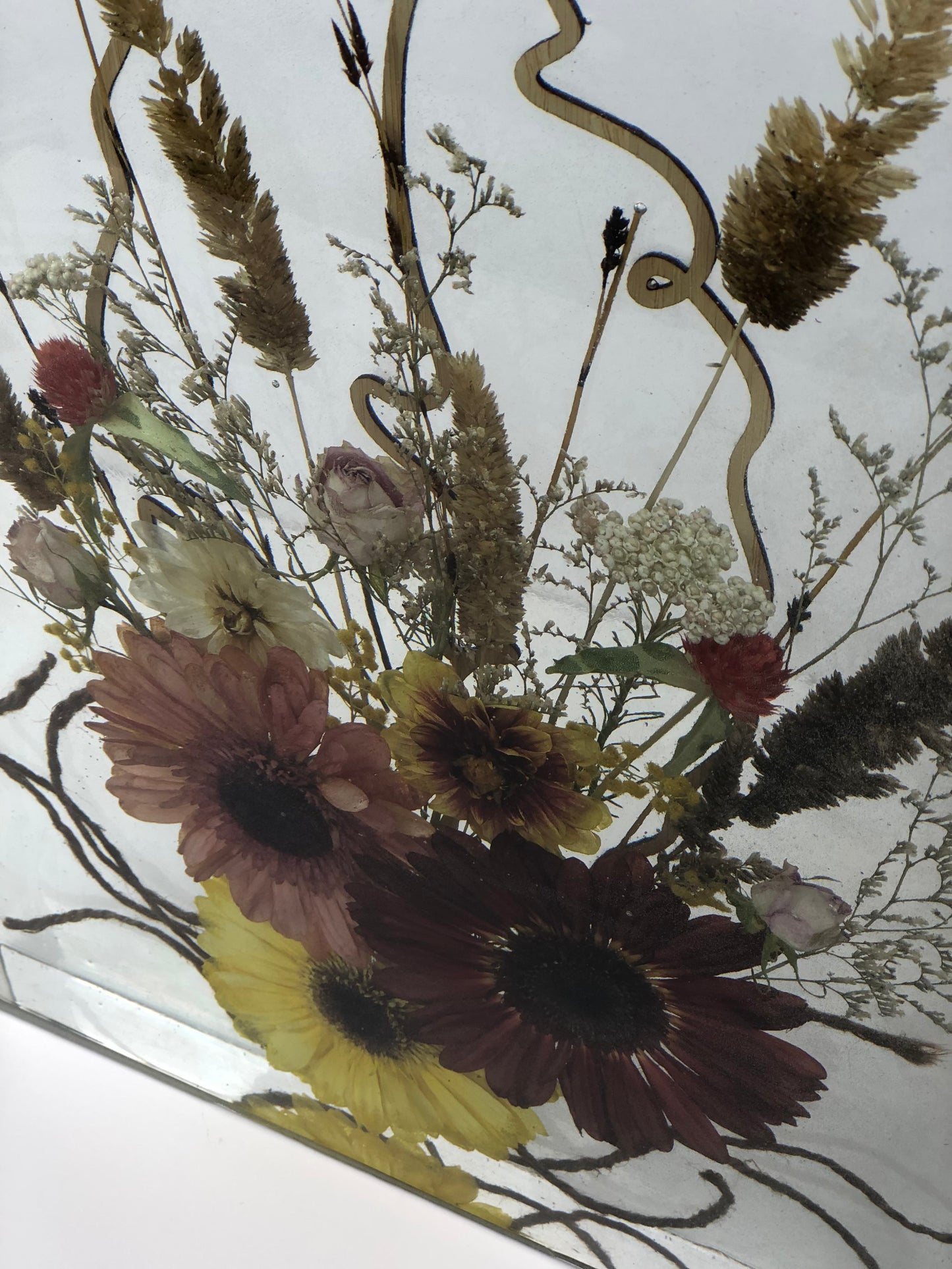 Resin Block Gerbera puriri resin bouquet
