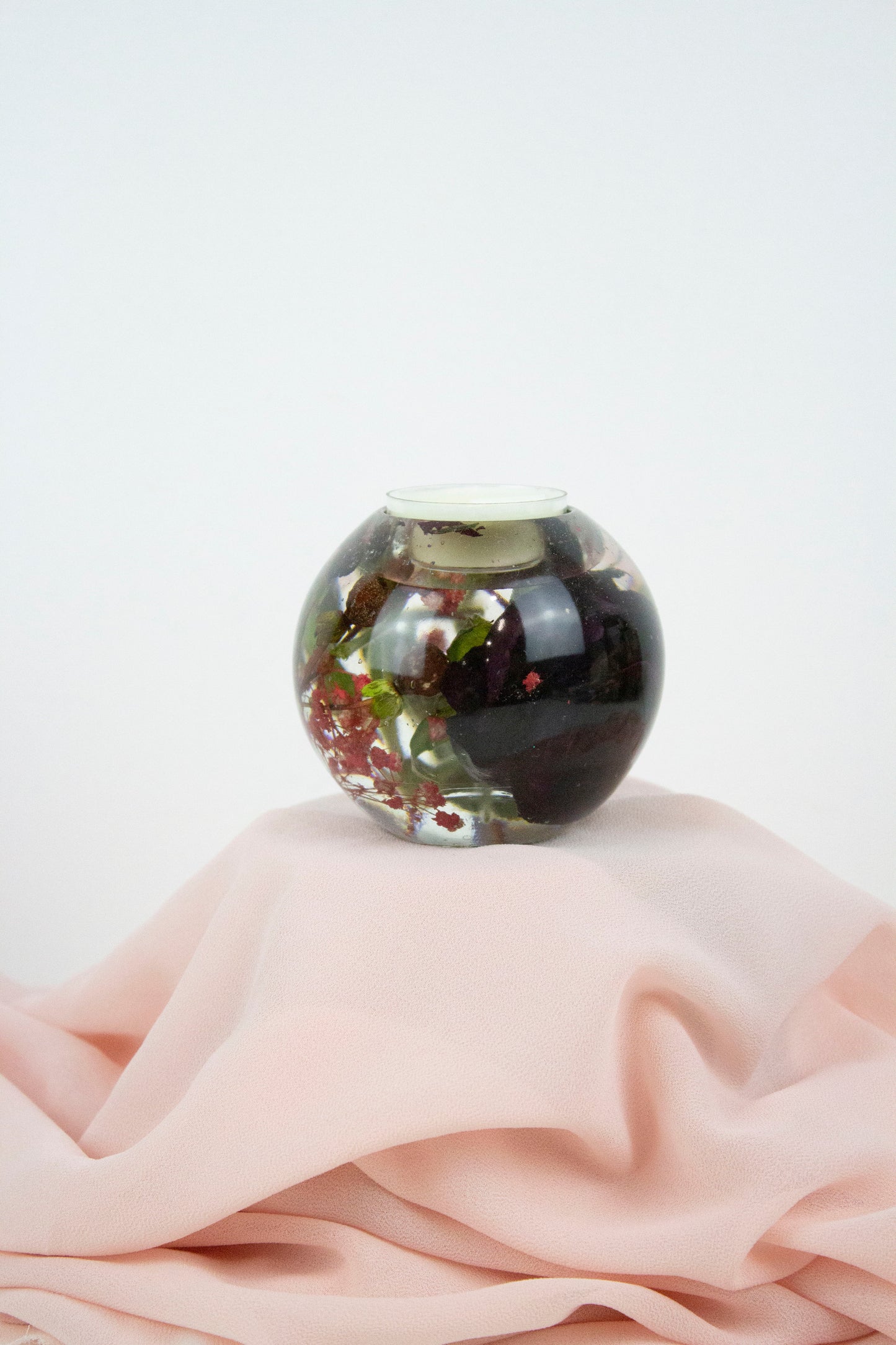 Sphere candle holder Small