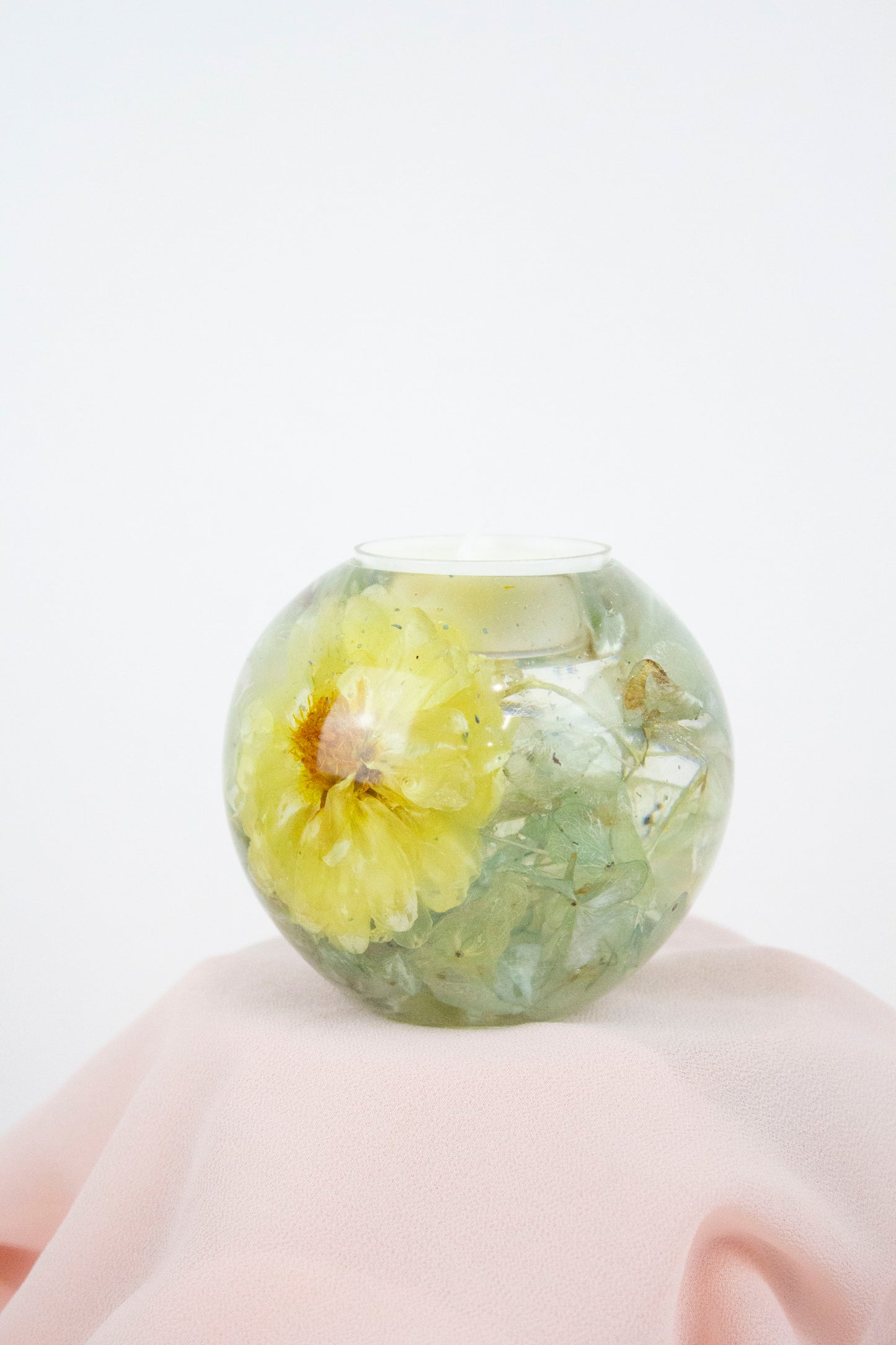 Sphere candle holder Small
