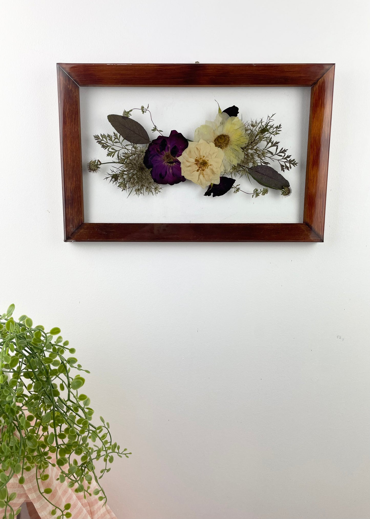 Wall hanging Pressed Flower